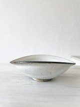 画像: 粉引だ円兜鉢(小)