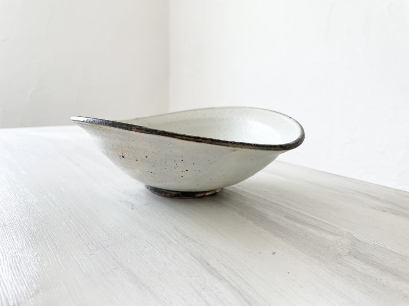 画像5: 粉引だ円兜鉢(中)